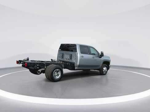 New 2026 Chevrolet Silverado 3500 LT w/ Convenience Package image 8