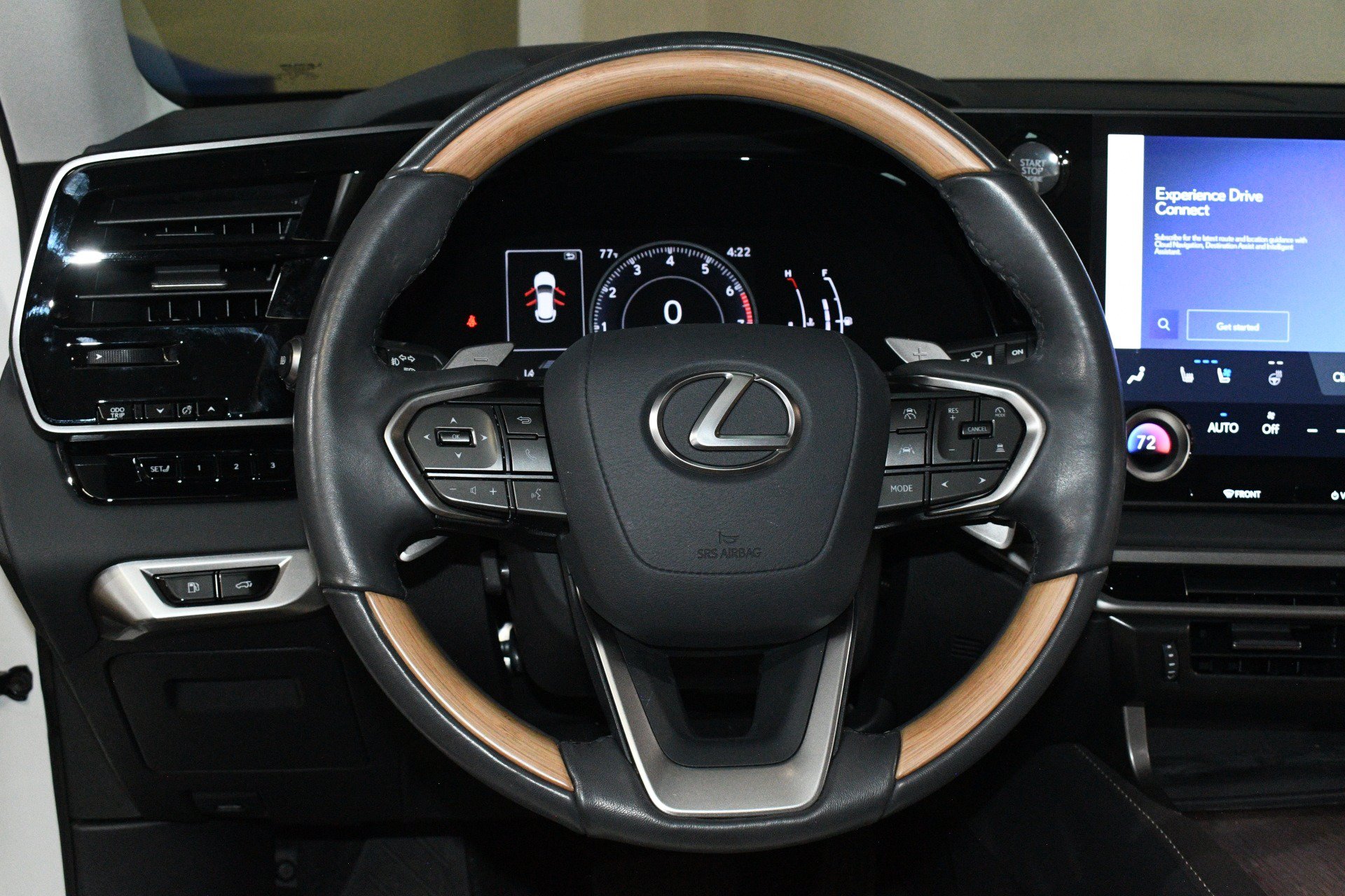 Used 2024 Lexus RX 350 Premium w/ Accessory Package (K3) FWD image 23