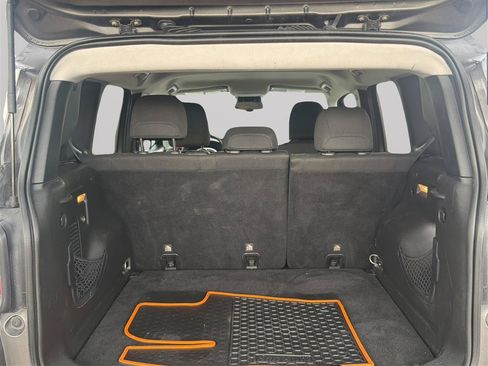 Used 2017 Jeep Renegade Trailhawk AWD/4WD image 26
