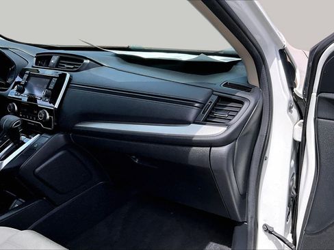 Used 2017 Honda CR-V LX image 15