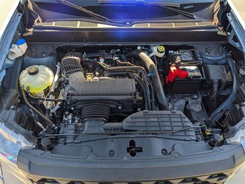 New 2025 Ford Maverick XLT w/ XLT Luxury Package image 30