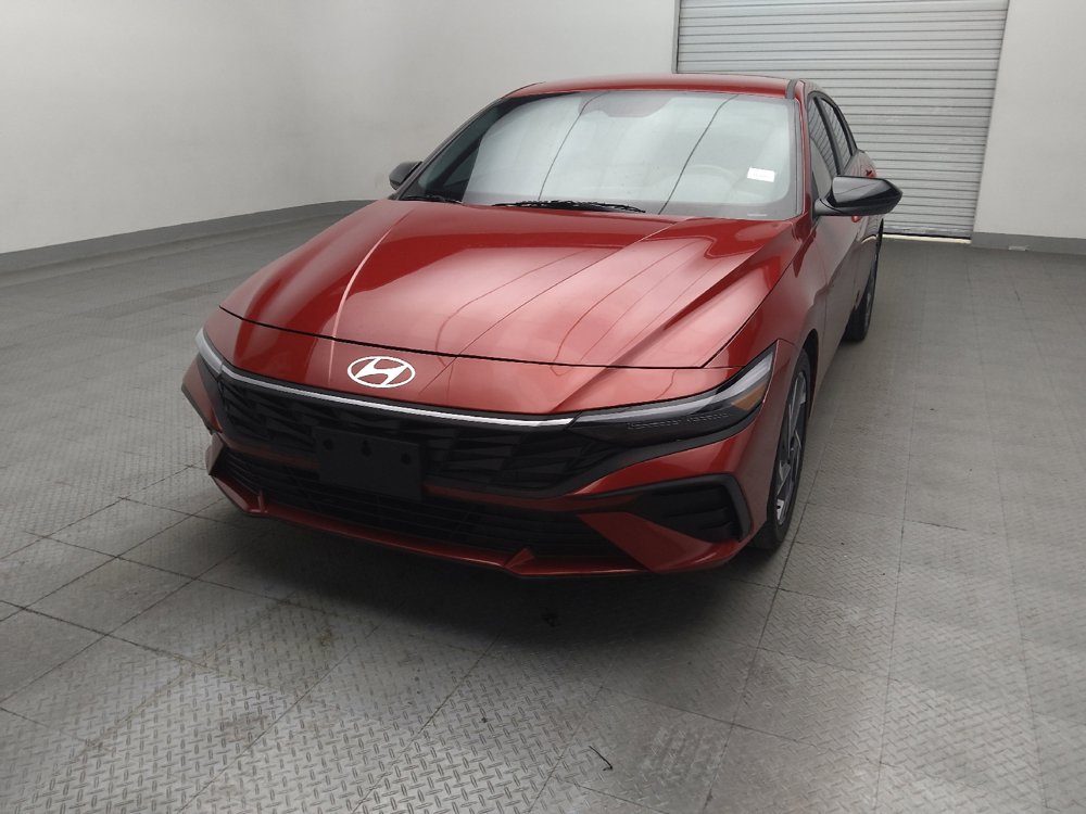 Used 2025 Hyundai Elantra Sport FWD image 15