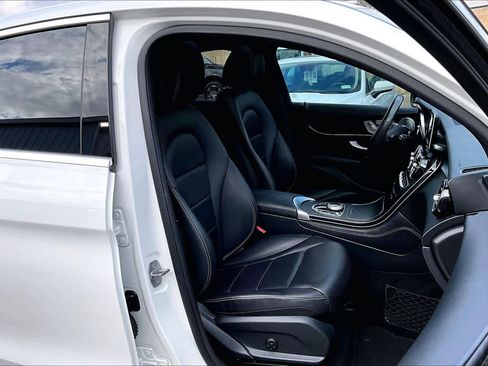 Used 2018 Mercedes-Benz GLC 300 4MATIC Coupe image 8