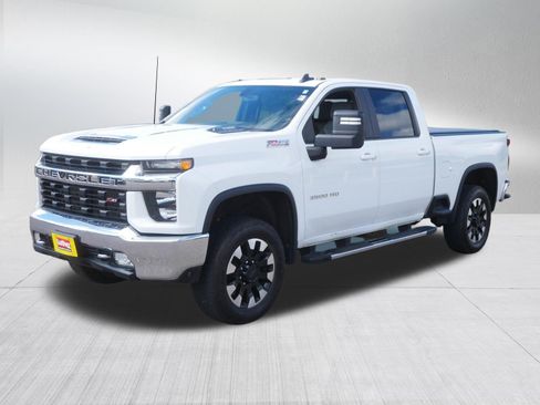 Used 2020 Chevrolet Silverado 3500 LT w/ Convenience Package AWD/4WD image 3