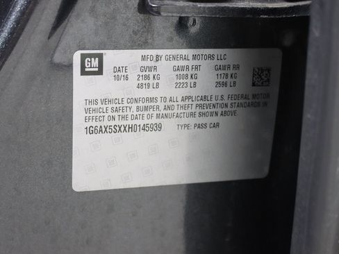 Used 2017 Cadillac CTS Luxury image 36