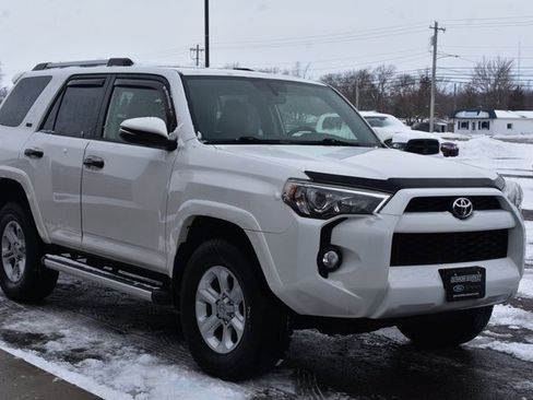 Used 2019 Toyota 4Runner SR5 Premium image 7