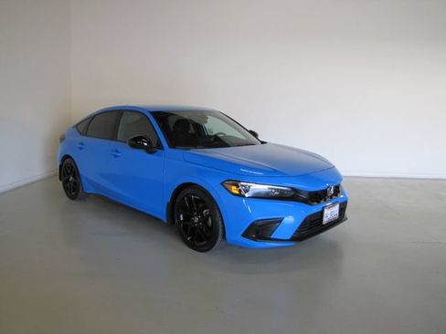 Certified 2023 Honda Civic Sport image 3