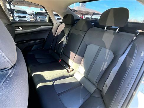 Used 2021 Kia K5 LXS image 5