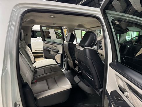 Certified 2022 RAM 1500 Limited image 14