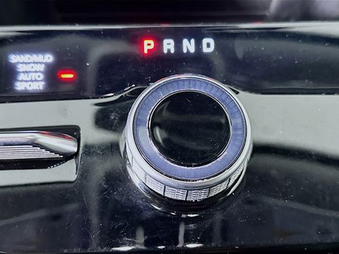 Used 2023 Jeep Grand Cherokee Limited AWD/4WD image 25