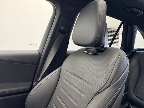 Certified 2026 Mercedes-Benz GLC 300 image 36