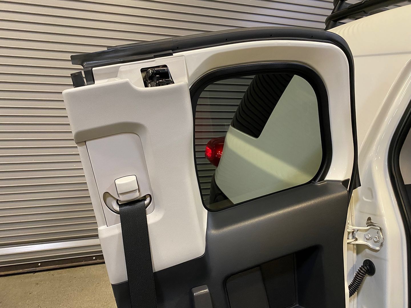 Used 2011 Toyota FJ Cruiser 4WD w/ Convenience Pkg image 35