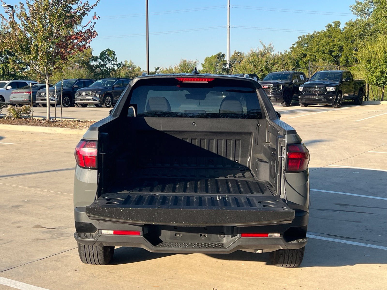 Used 2025 Hyundai Santa Cruz SEL FWD image 14