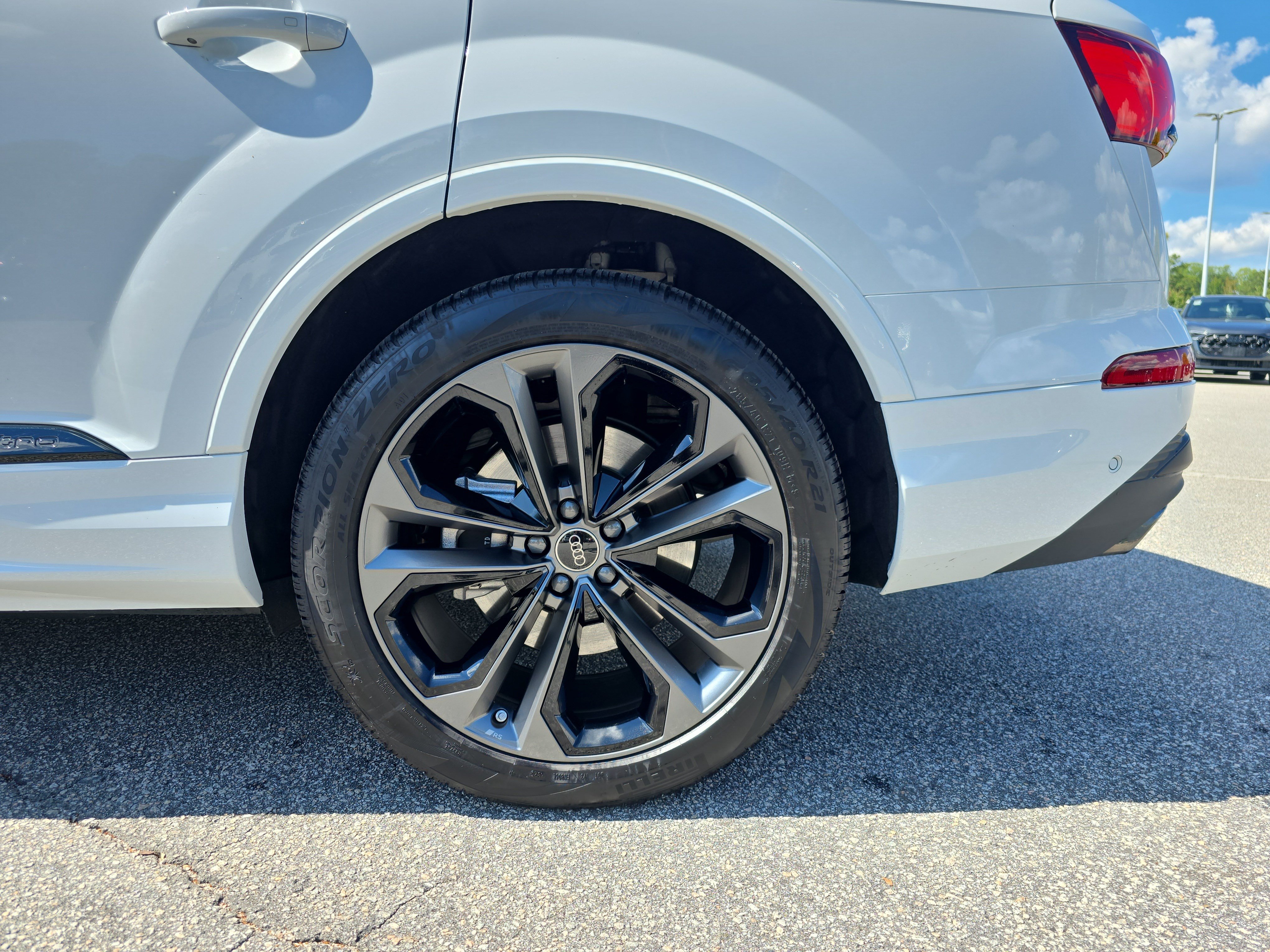 Certified 2026 Audi Q7 3.0T Premium Plus AWD/4WD image 30