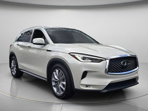Used 2021 INFINITI QX50 Luxe AWD/4WD image 9