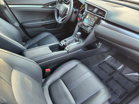 Used 2017 Honda Civic Touring image 17