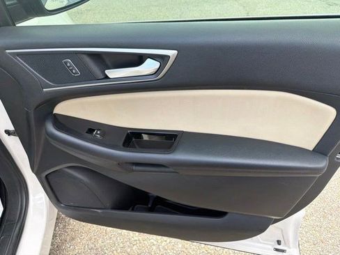 Used 2018 Ford Edge SEL w/ Equipment Group 201A FWD image 20