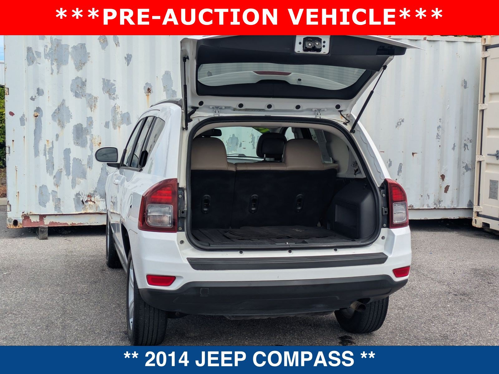 Used 2014 Jeep Compass Latitude FWD image 14
