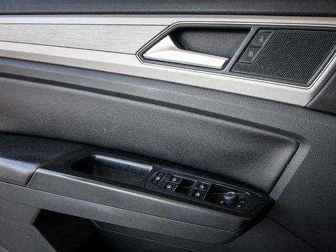 Used 2018 Volkswagen Atlas SE image 21