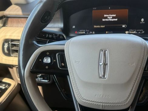 Used 2023 Lincoln Aviator Reserve w/ Equipment Group 201A image 22