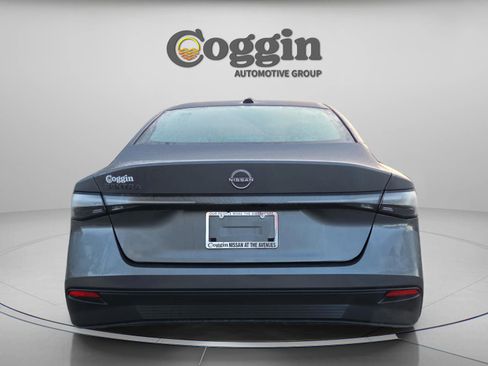 New 2026 Nissan Sentra SV w/ Floor Mat Package image 5