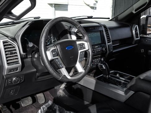 Used 2016 Ford F150 Platinum w/ Equipment Group 701A Luxury image 2