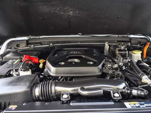 Used 2023 Jeep Wrangler Unlimited Sahara image 26