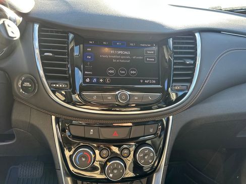Certified 2020 Chevrolet Trax Premier image 15
