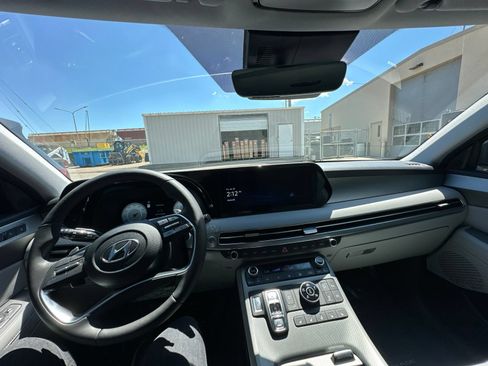 Used 2025 Hyundai Palisade SEL AWD/4WD image 40