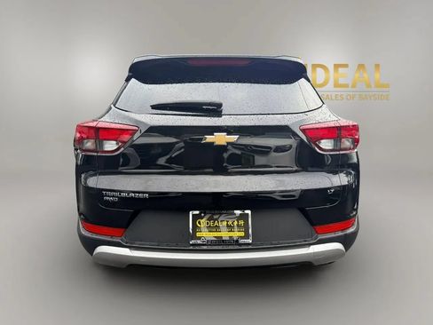 Used 2023 Chevrolet TrailBlazer LT w/ Convenience Package AWD/4WD image 6