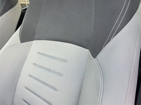 Used 2024 Toyota Tacoma TRD Off-Road image 11