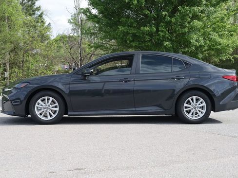 Used 2026 Toyota Camry LE w/ Convenience Package FWD image 3