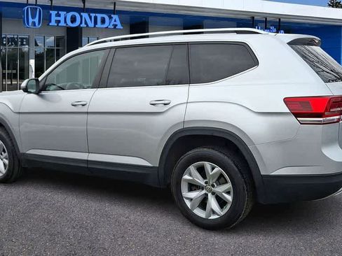 Used 2019 Volkswagen Atlas SE w/ Towing Package image 6