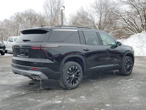 New 2026 Chevrolet Traverse LT w/ Sun and Wheel Package image 3