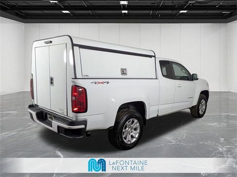 Used 2022 Chevrolet Colorado LT w/ Safety Package image 5