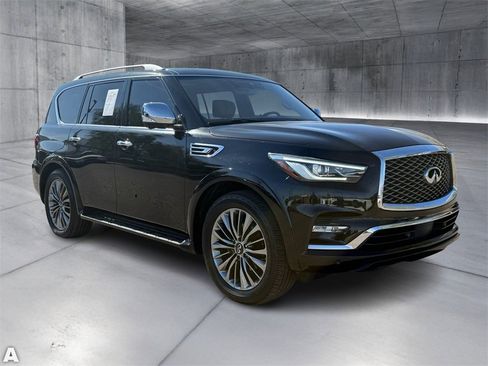Used 2021 INFINITI QX80 Sensory w/ All-Season Package image 9