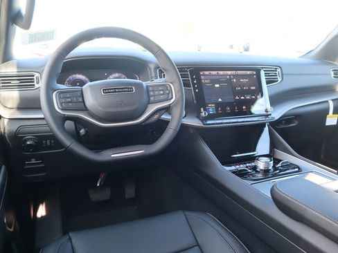 New 2026 Jeep Grand Wagoneer 4WD image 2