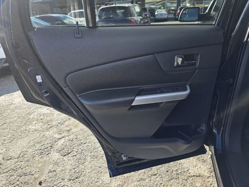 Used 2011 Ford Edge SE w/ 101A Rapid Spec Order Code image 11