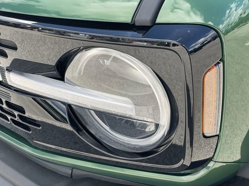 New 2025 Ford Bronco Outer Banks w/ Black Appearance Package image 6