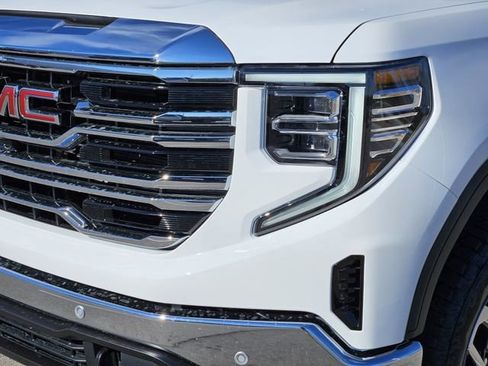 New 2026 GMC Sierra 1500 SLT w/ SLT Premium Package image 5