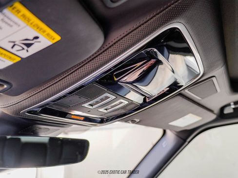 Used 2017 Land Rover Range Rover LWB SV Autobiography image 33