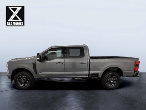 Used 2024 Ford F350 Lariat w/ Lariat Ultimate Package AWD/4WD image 3