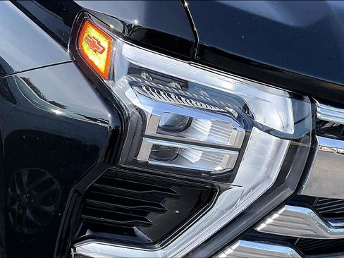 Used 2024 Chevrolet Silverado 3500 High Country w/ High Country Premium Package image 26