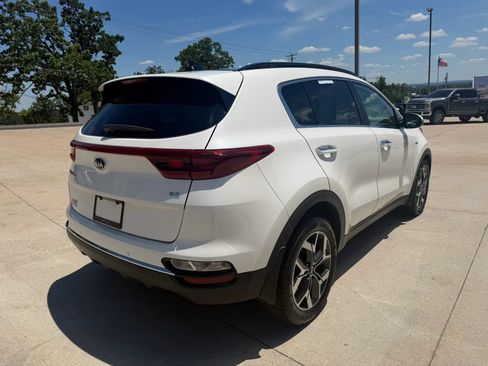 Used 2020 Kia Sportage EX w/ Option Group 15 AWD/4WD image 9