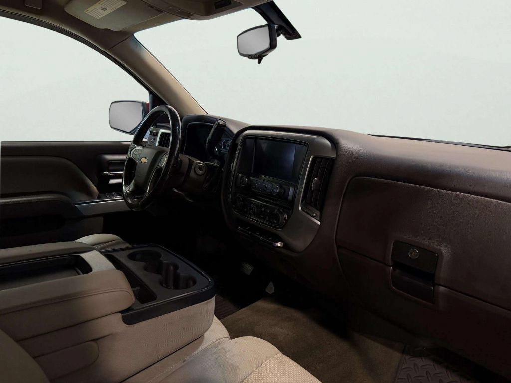 Used 2018 Chevrolet Silverado 1500 LT w/ Texas Edition AWD/4WD image 26