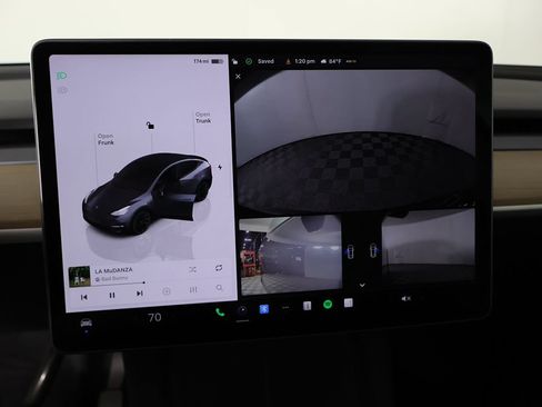 Used 2023 Tesla Model Y Long Range AWD/4WD image 40