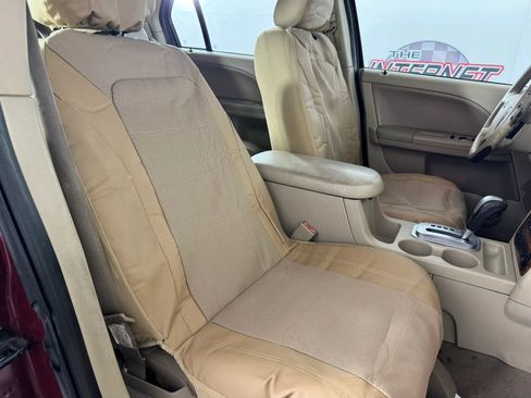 Used 2006 Ford Freestyle Limited AWD/4WD image 32