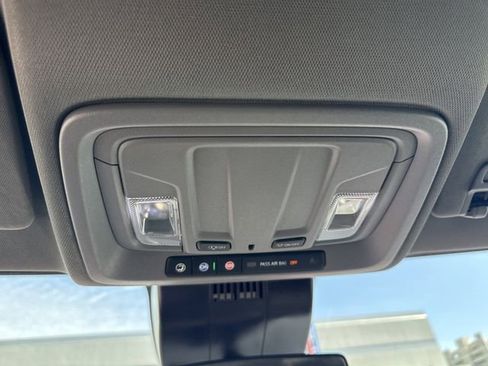 Used 2024 Chevrolet Silverado 2500 Custom w/ Custom Convenience Package image 26