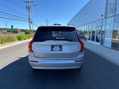 Certified 2025 Volvo XC90 B6 Plus AWD/4WD image 4