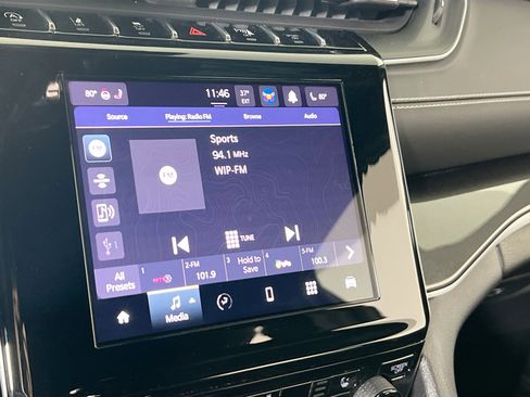 Used 2022 Jeep Grand Cherokee Altitude AWD/4WD image 14